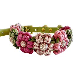 Sparkly Flower Collar